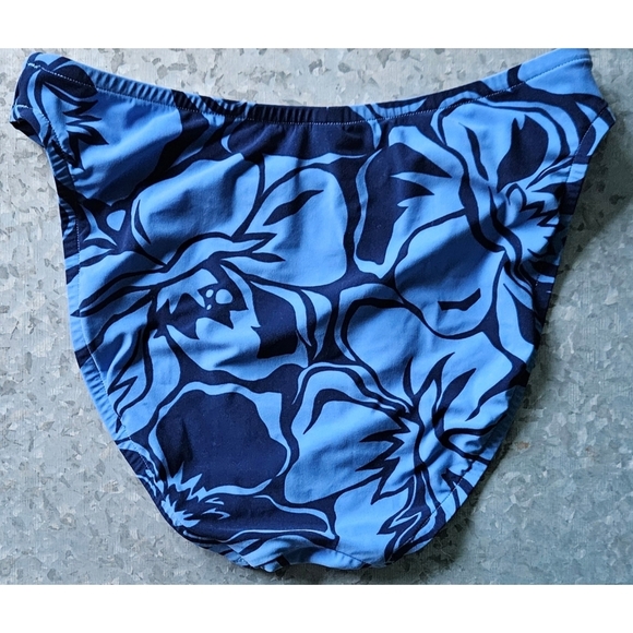 Victoria Secret Vintage Bikini - Picture 5 of 9